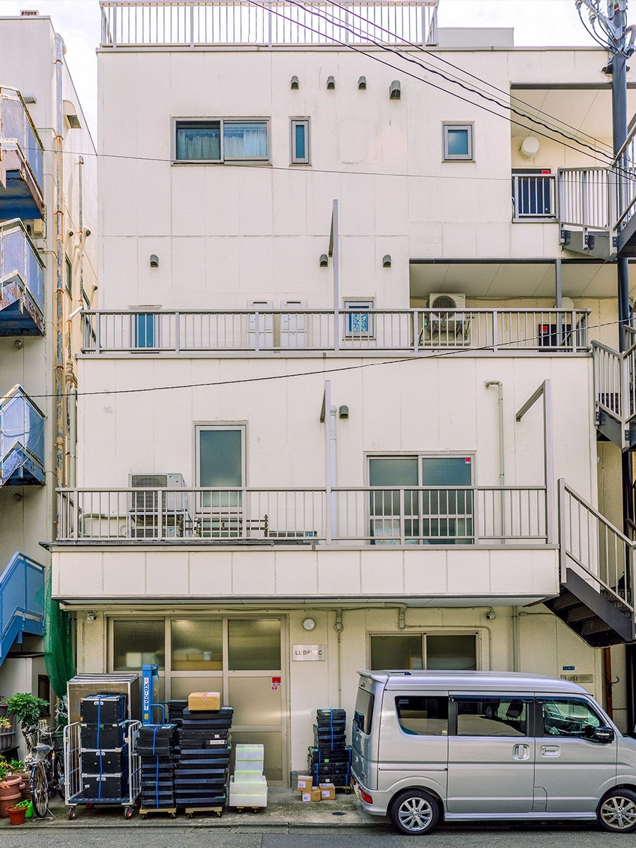 加工現場での作業風景